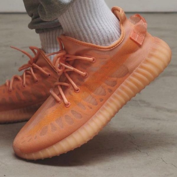 Yeezy Boost 350 V2 Mono Clay GW2870-6