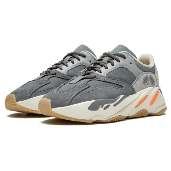 Yeezy Boost 700 Magnet FV9922-1