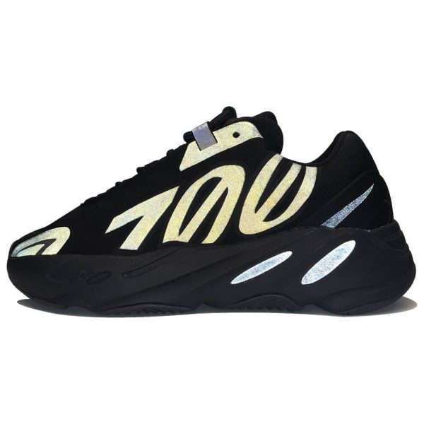 Yeezy Boost 700 MNVN Triple Black FV4440-6