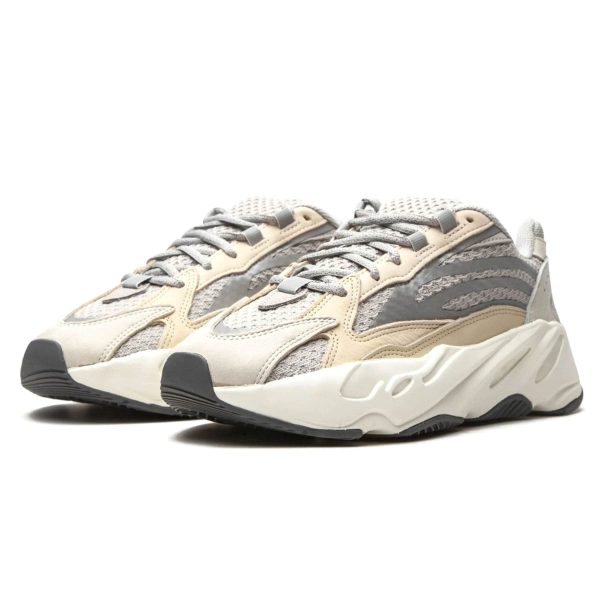 Yeezy Boost 700 V2 Cream GY7924-1