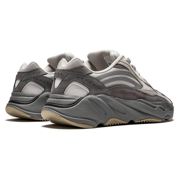 Yeezy Boost 700 V2 Tephra FU7914-3