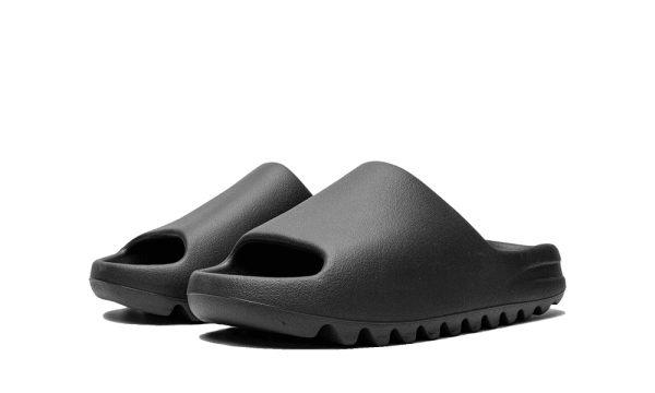 Yeezy Slide Onyx HQ6448-1